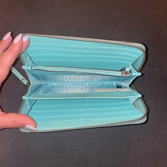 Kate Spade Large wallet - Picture 3 of 4